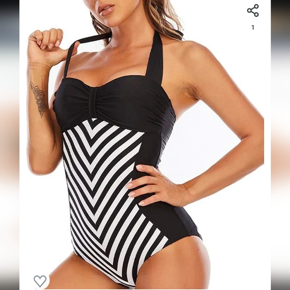 Barbie Swimsuit Cosplay - Picture 5 of 11